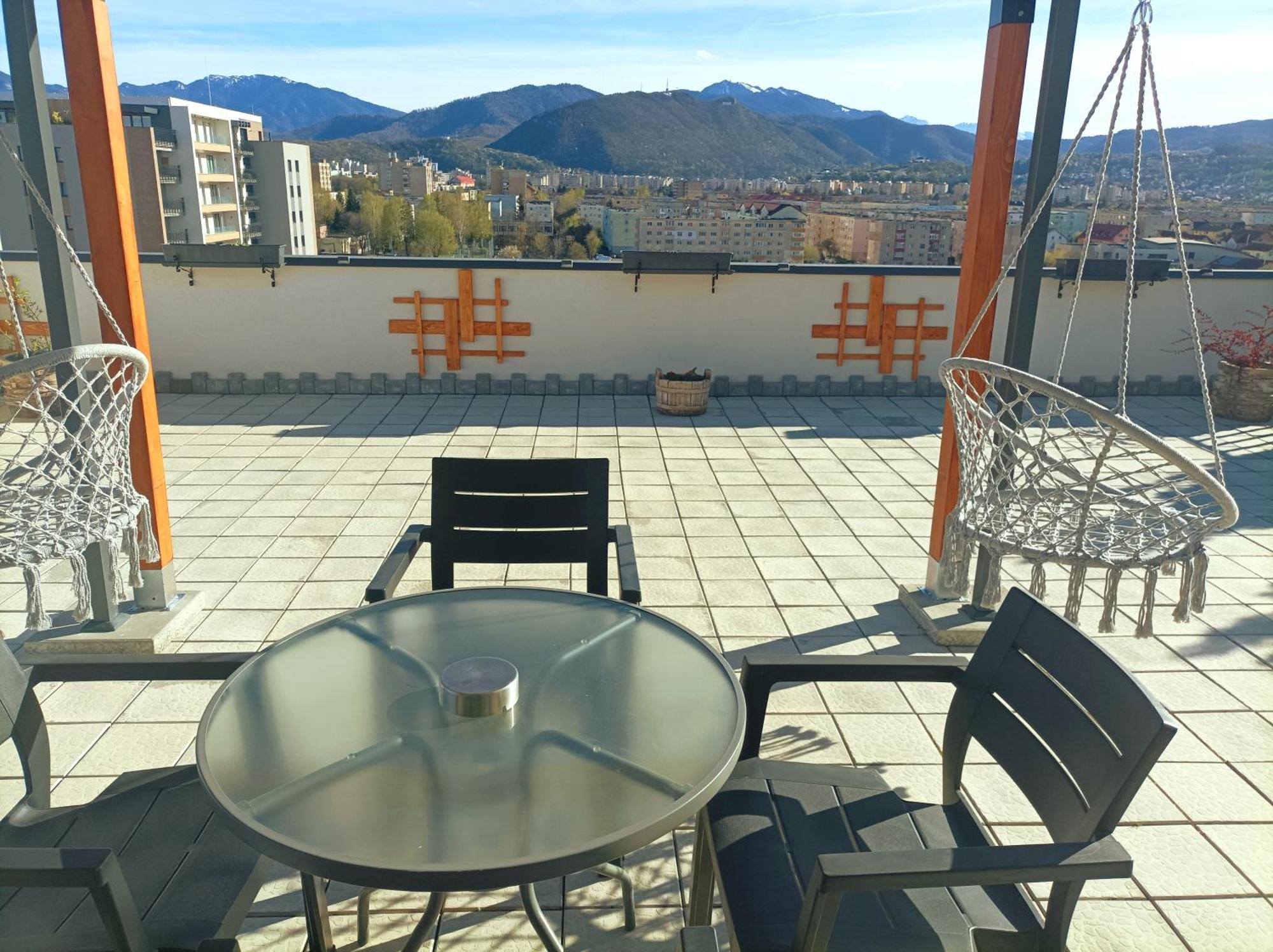 Penthouse City View Infinity Braşov Esterno foto